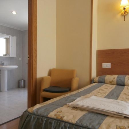 Hostal El Volante Estella Bagian luar foto