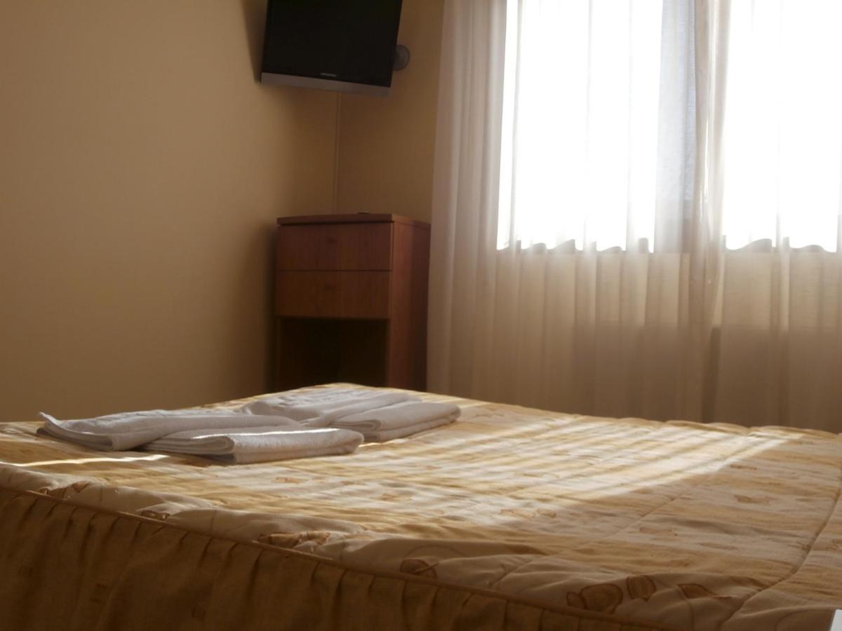 Hostal El Volante Estella Bagian luar foto