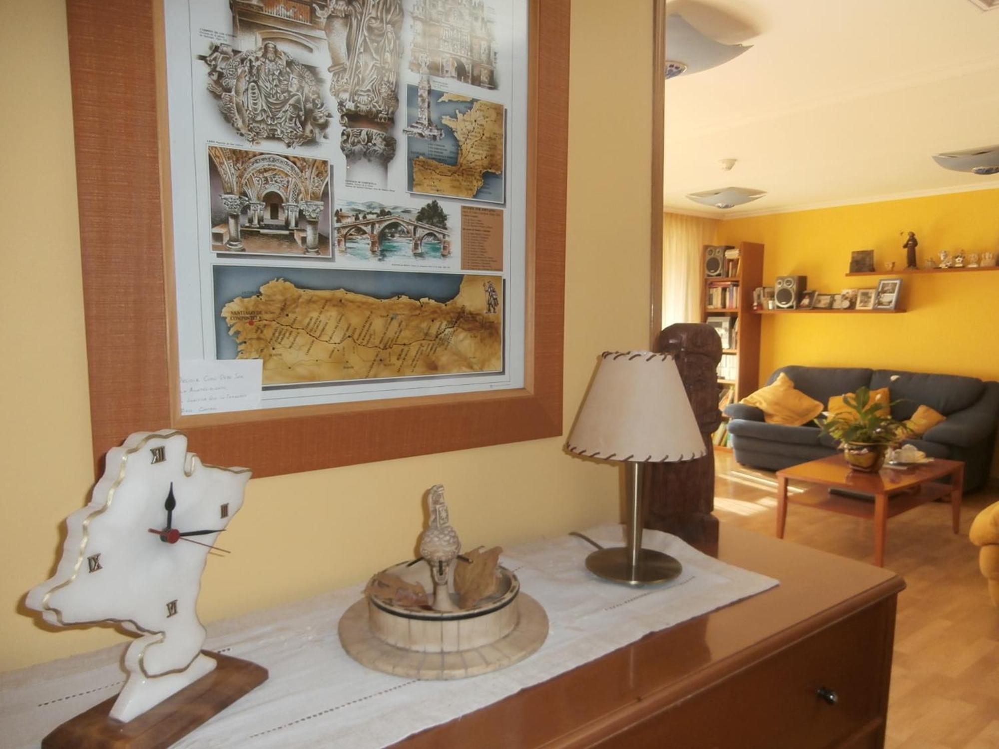 Hostal El Volante Estella Bagian luar foto