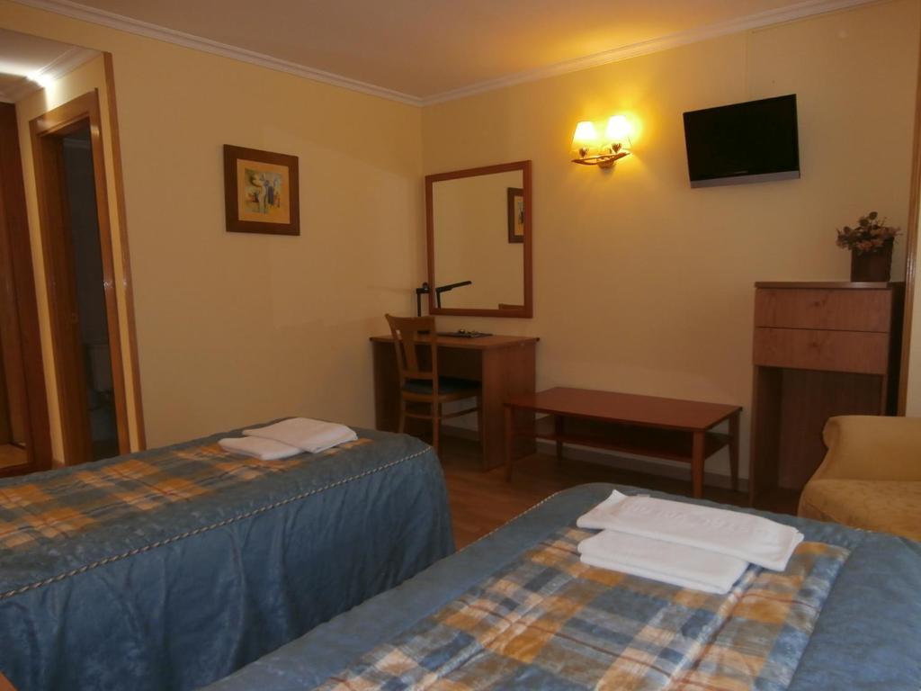 Hostal El Volante Estella Bagian luar foto