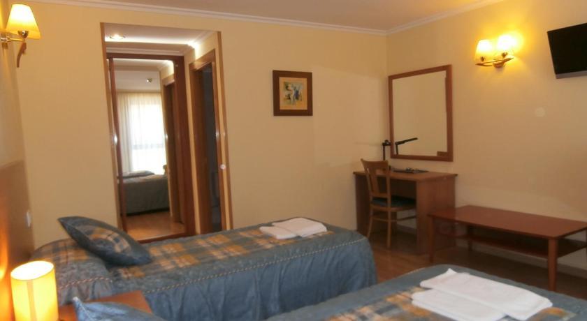 Hostal El Volante Estella Bagian luar foto