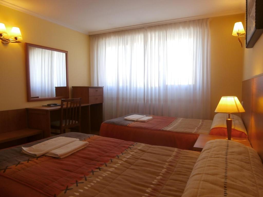 Hostal El Volante Estella Bagian luar foto