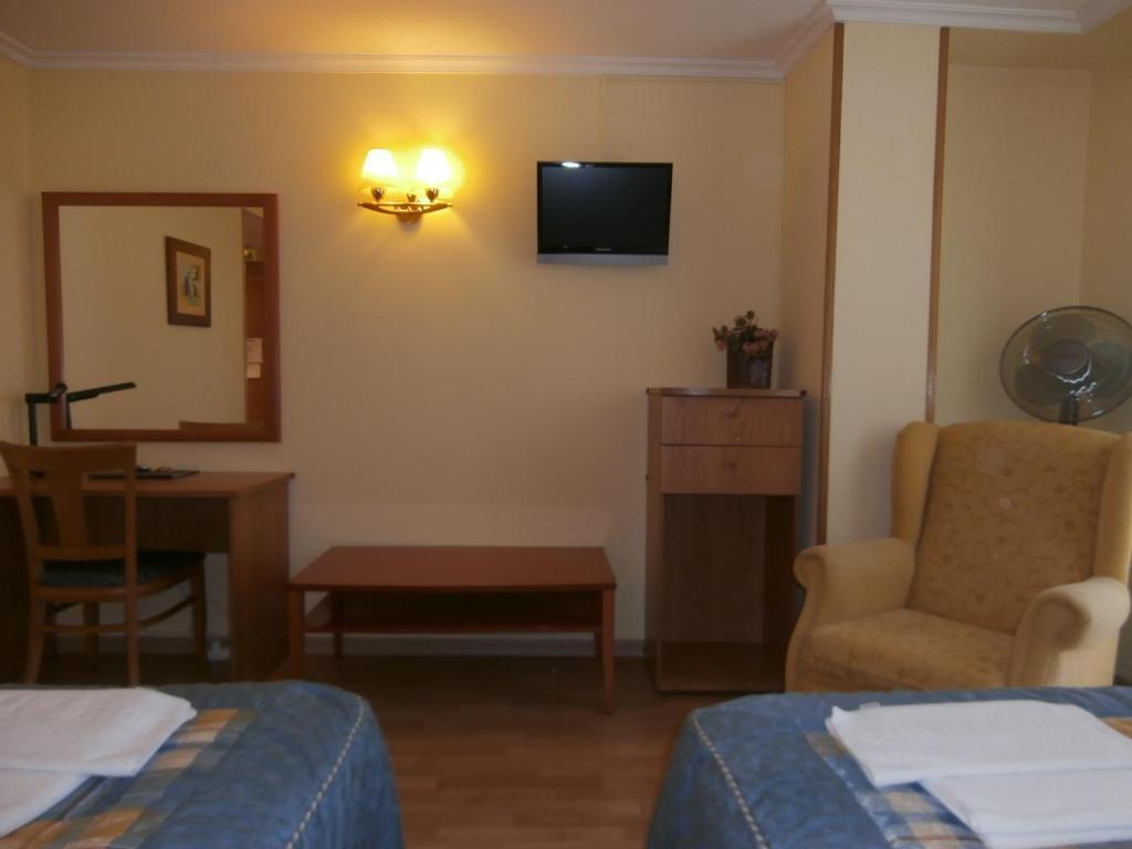 Hostal El Volante Estella Bagian luar foto