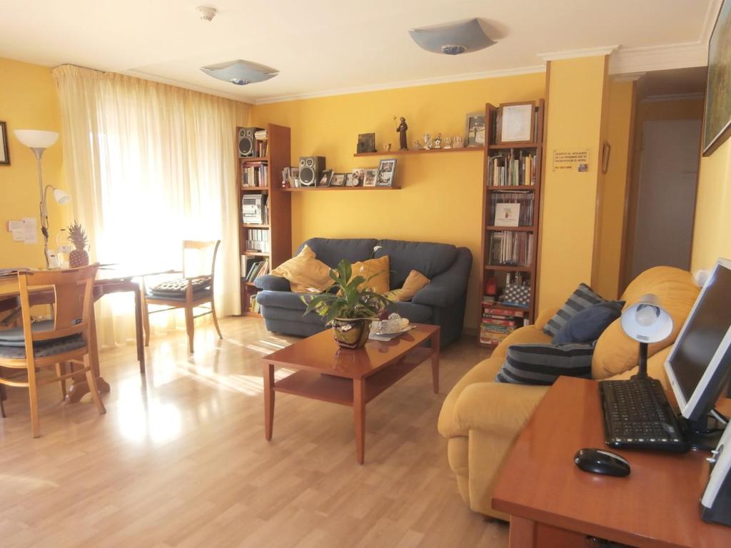 Hostal El Volante Estella Bagian luar foto